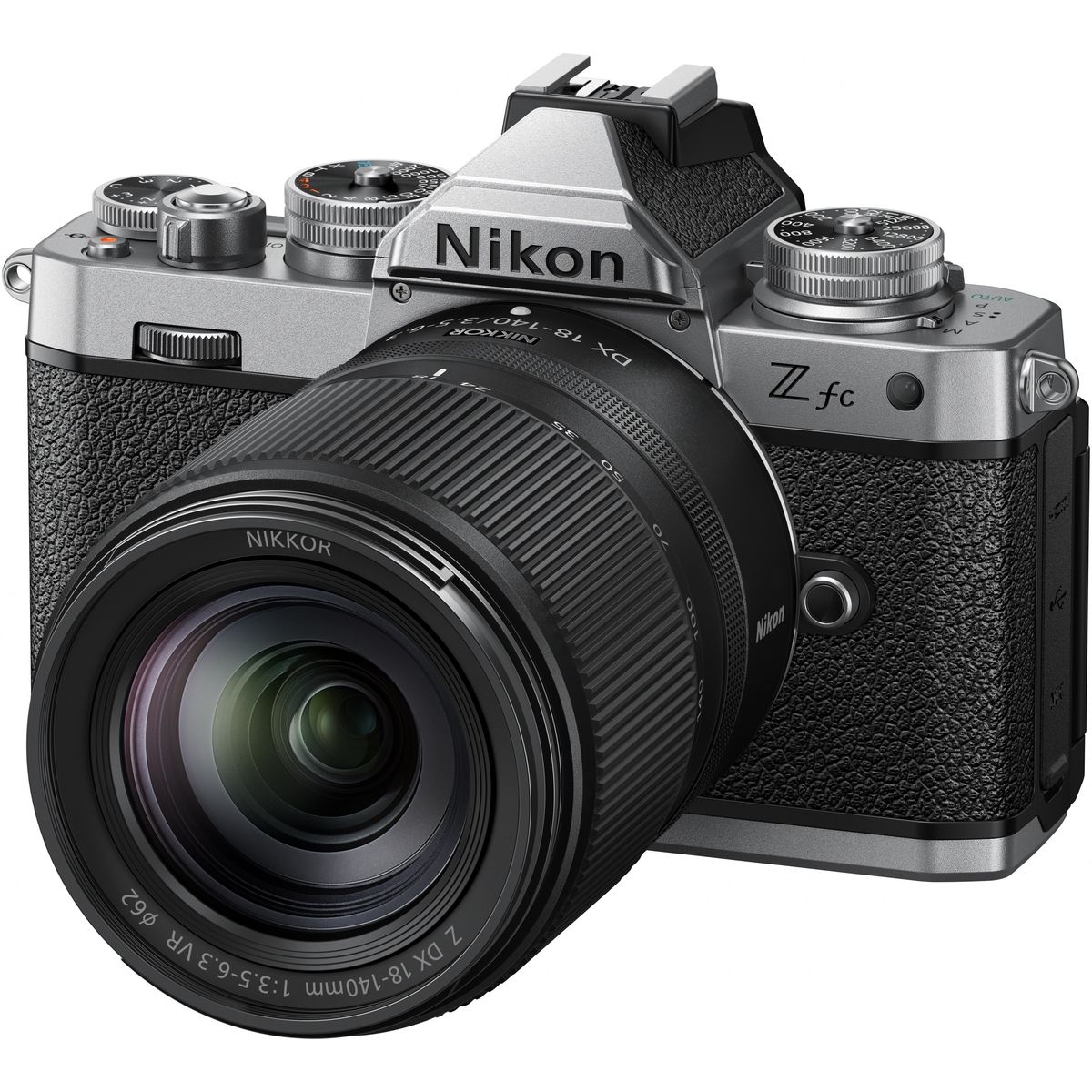 Nikon Z FC + Nikkor Z DX 18-140 VR  