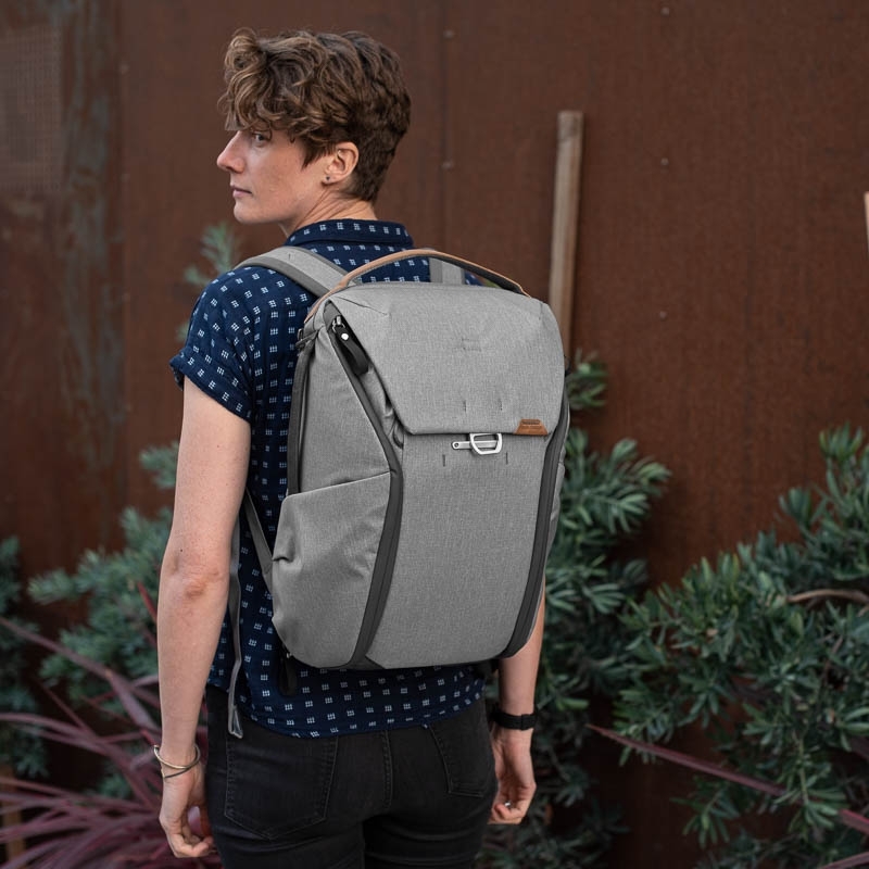 Peak Design Everyday Backpack V2 Foto-Rucksack 20 Liter - Ash (Hellgrau)
