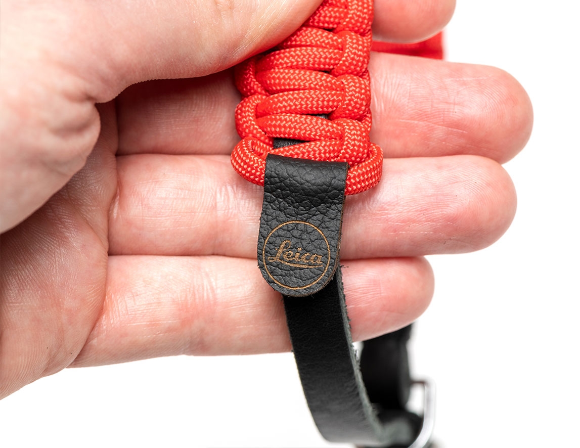 Leica Paracord Strap created by COOPH, schwarz/rot, 126 cm   (ring)