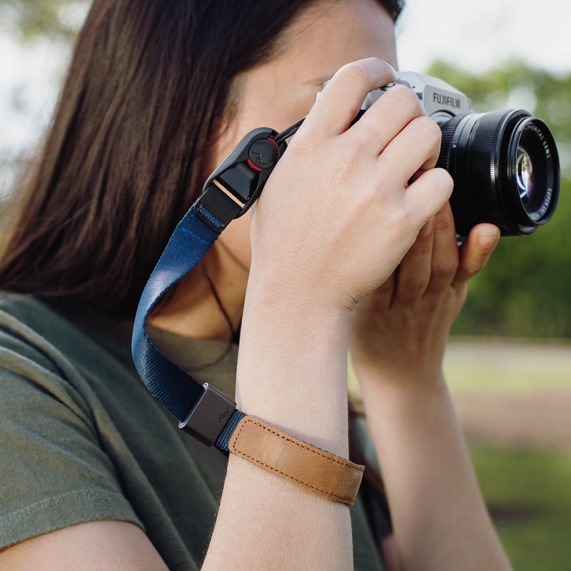 Peak Design Cuff Midnight (Blau) Handschlaufe (Handgelenkschlaufe) - z.B. für DSLR-Kameras, Systemkameras oder Kompaktkameras