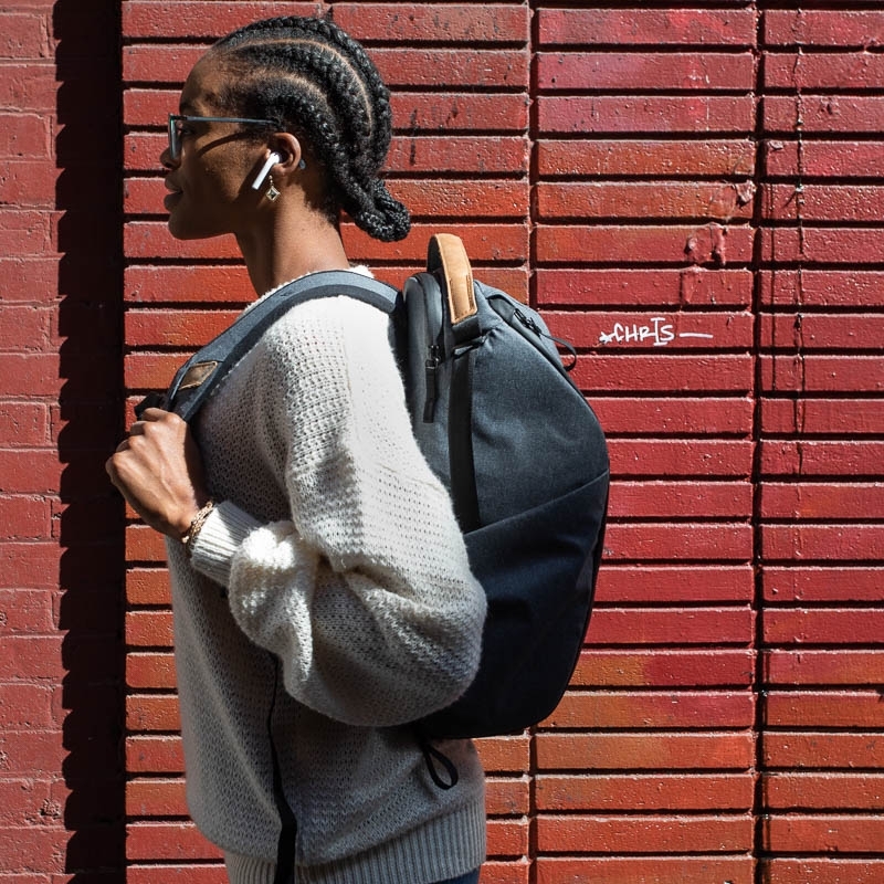 Peak Design Everyday Backpack V2 Foto-Rucksack 20 Liter - Charcoal (Dunkelgrau)