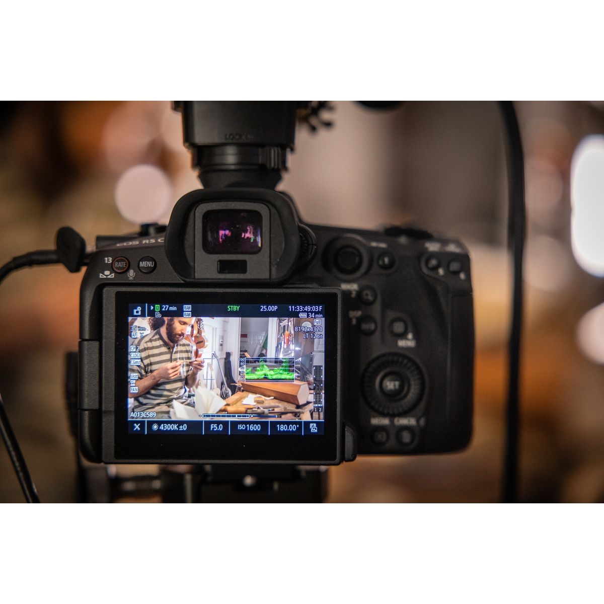 Canon EOS R5 C Gehäuse (-200 € Canon Cashback Aktion) Canon EOS R5 C Gehäuse (-200 € Canon Cashback Aktion)