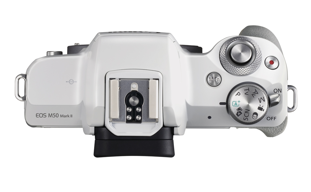 Canon EOS M50 II weiß+EF-M 15-45 mm IS STM 